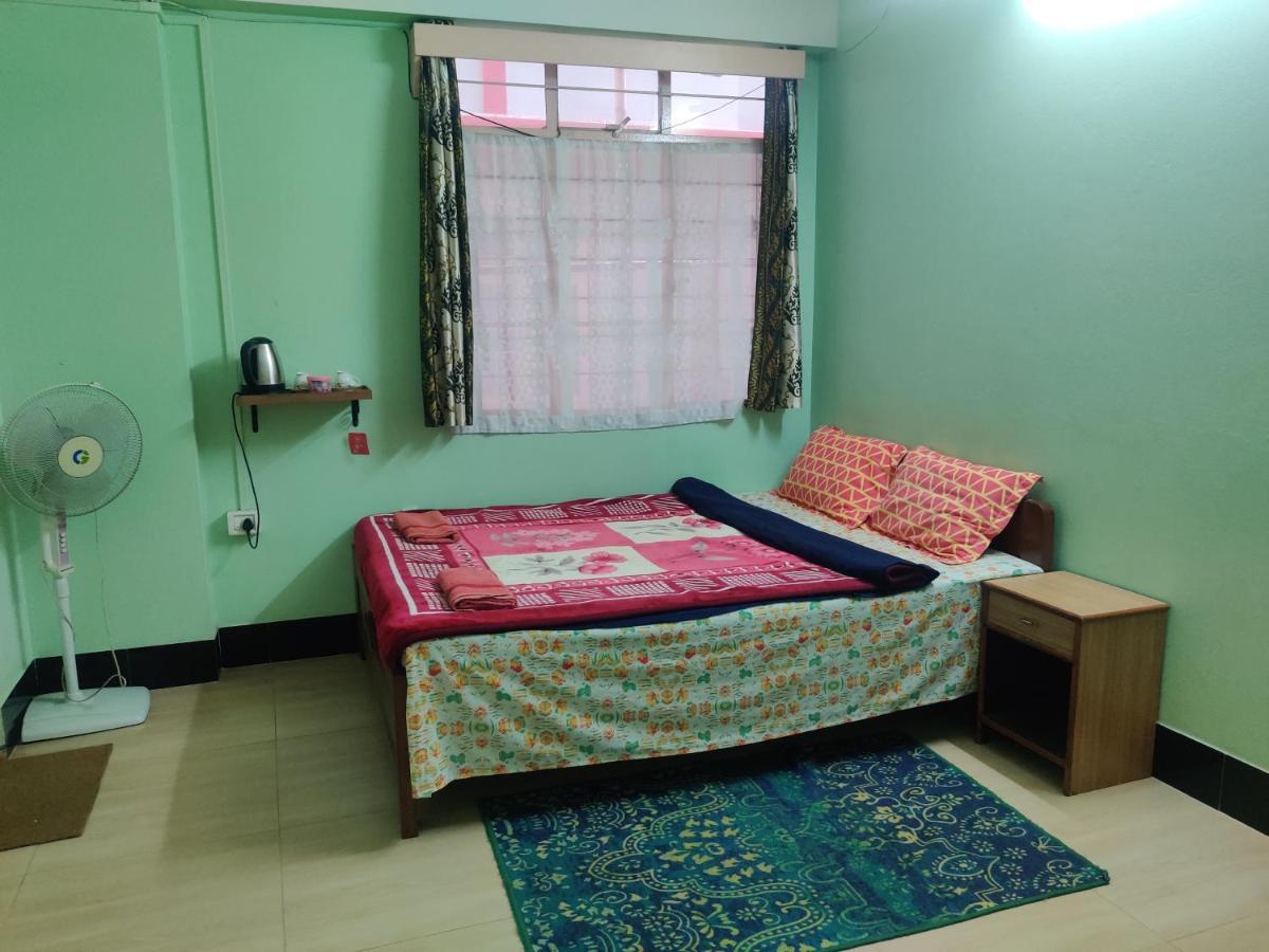 Travellers Bed And Breakfast Shillong Dış mekan fotoğraf