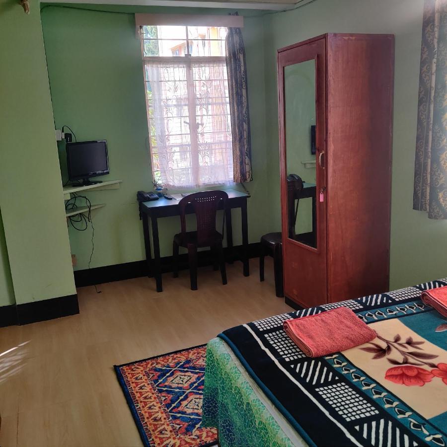 Travellers Bed And Breakfast Shillong Dış mekan fotoğraf